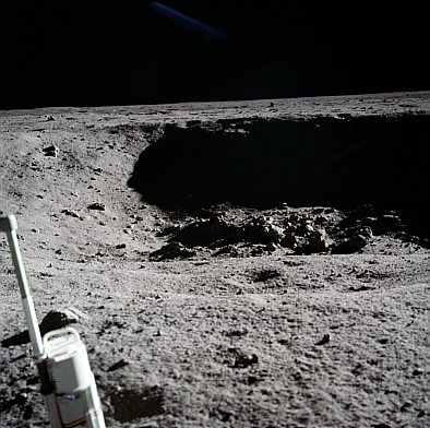 Bild 5954 Original NASA Krater-loch